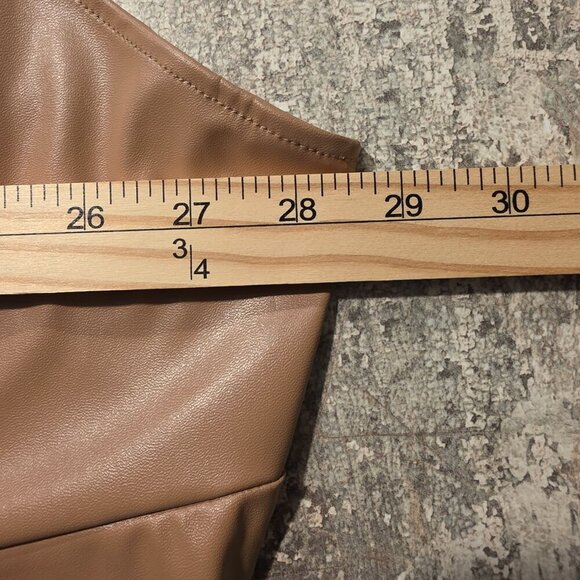 Pretty Little Thing Plus Tan Zip Corset Top Size 26. NWT - Picture 7 of 9